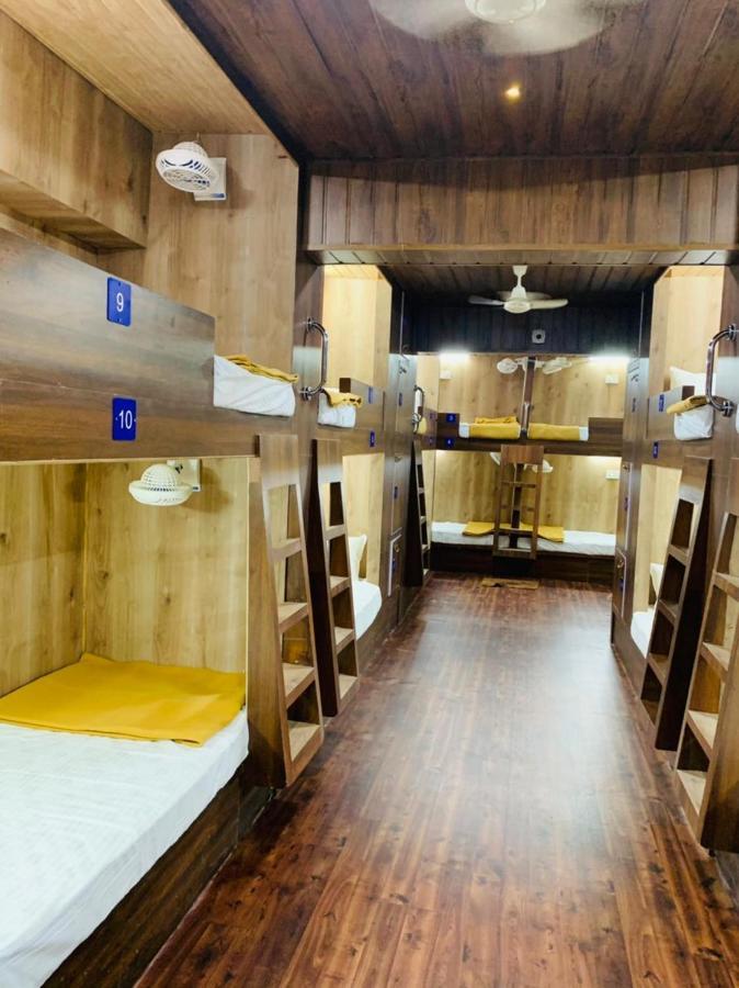 City Stay Ac Deluxe Hostel 马尔冈 外观 照片