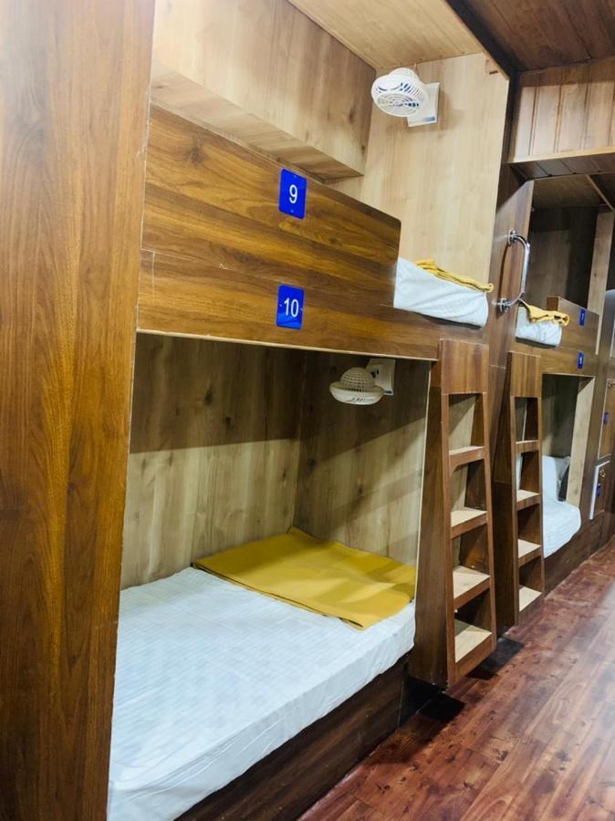 City Stay Ac Deluxe Hostel 马尔冈 外观 照片